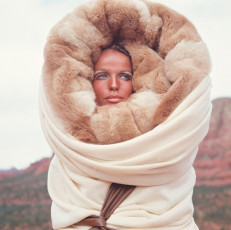 Veruschka by Franco Rubartelli (1968)