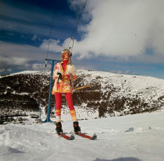 Veruschka by Franco Rubartelli (1968)