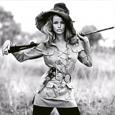 Veruschka by Franco Rubartelli (1968)