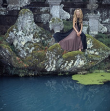 Veruschka by Franco Rubartelli (1969)