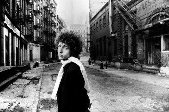 Bob Dylan by Jerry Schatzberg (1966)