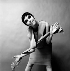 Peggy Moffitt by Jerry Schatzberg (1964)
