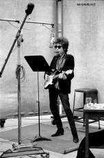 Bob Dylan by Jerry Schatzberg (1965)