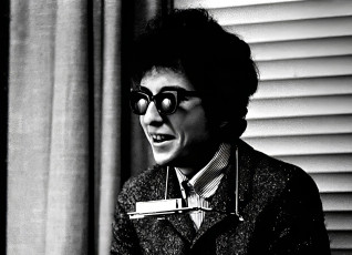 Bob Dylan by Jerry Schatzberg (1965)
