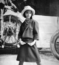 Hiroko Matsumoto by Mark Shaw (1961)