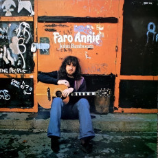 John Renbourn / FARO ANNIE (1971) - photo by Shepard Sherbell