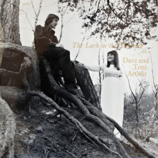 Dave & Toni Arthur / THE LARK IN THE MORNING (1968) - photo by Brian Shuel