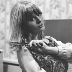 Marianne Faithfull by Jim Simpson (1964)