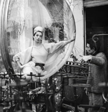Simone d’Ailencourt (Bubble, Bird Cage Pout, Paris) by Melvin Sokolsky (1963)