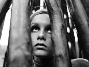 Twiggy by Melvin Sokolsky (1966)