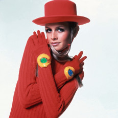 Twiggy by Bert Stern (1967)