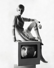 Twiggy by Bert Stern (1967)