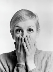 Twiggy by Bert Stern (1967)