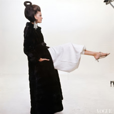 Editha Dussler by Bert Stern (1966)