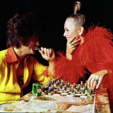 Twiggy, Justin de Villeneuve by Bert Stern (1967)