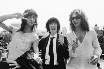Patti Smith and her bandmates, Lenny Kaye and Richard Sohl by Allan Tannenbaum (1975)