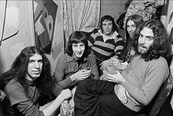 John Cale and his band by Allan Tannenbaum (1977)