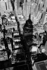 The Empire State BuildingDonna Summer by Allan Tannenbaum (1975)