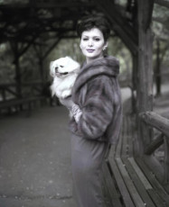 Isabella Albonico by Virginia Thoren (1963)