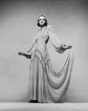 Twiggy by Justin de Villeneuve (1970)