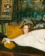 Twiggy in Biba's Kensington store by Justin de Villeneuve (1971)