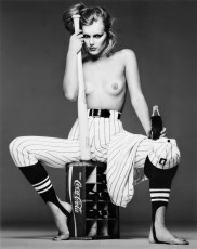 Patti Hansen TWELVE PORTFOLIO by Albert Watson (1977)