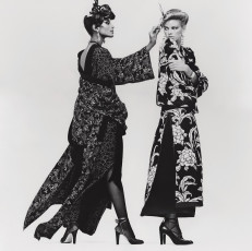 Lisa Taylor, Beverly Johnson by Albert Watson (1977)