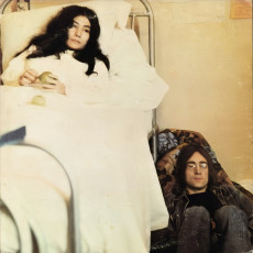 John Lennon And Yoko Ono / UNFINISHED MUSIC NO. 2: LIFE WITH THE LIONS (1969) - photo by Susan Wood