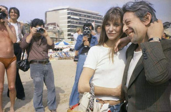 Jane Birkin and Serge Gainsbourg at Ñannes / 1974