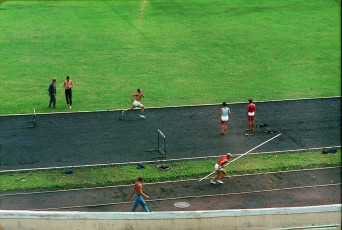 Жак Дюпакье - Минск, Тренировка на стадионе / 1964