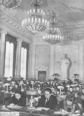 Донецк. Читальный зал библиотеки имени Н.К. Крупской / 1962