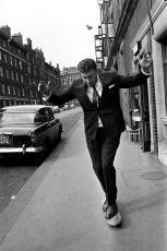 Frankie Howerd by Philip Townsend / 1964