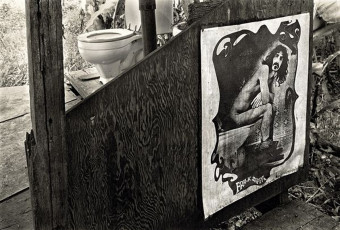 Frank Zappa and toilet