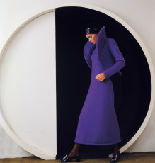 Dress by Pierre Cardin, Paris by F.C. Gundlach (1970)