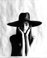Minnie Cushing, Vogue by Gianni Penati (1966)