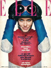 Susan Schoenberg by Andre Carrara / Elle FRA (1968.02)