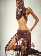 Donyale Luna by Roberto Rocchi / Playmen ITA (1970.01)