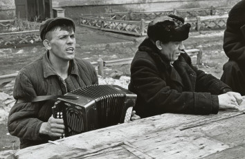 Выходной / Виктор Ахломов (1960)