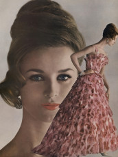 Anna Carin Bjorck by Jerry Schatzberg / Vogue USA (1960.04/2)
