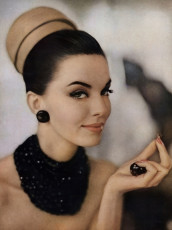 Margo McKendry by Karen Radkai / Vogue USA (1960.06)