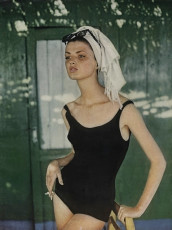 Dorothy McGowan by Sante Forlano / Vogue USA (1961.04/2)