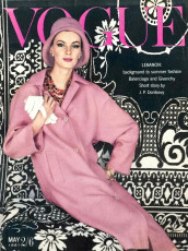 Dorothy McGowan by William Klein / Vogue UK (1961.05)