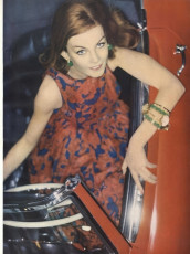 Jean Shrimpton by David Bailey / Vogue USA (1962.04/2)