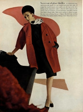 Simone d'Aillencourt by Karen Radkai / Vogue USA (1962.07)