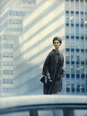 Maggi Eckardt by Horst P. Horst / Vogue USA (1962.08/2)
