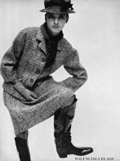 Mirella Pettini by William Klein / Vogue USA (1962.10/2)