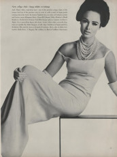 Wilhelmina Cooper by Irving Penn / Vogue USA (1963.03)
