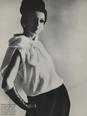 Mirella Petteni by Leombruno-Bodi / Vogue USA (1963.03/2)