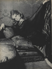 Veruschka by Henry Clarke / Vogue USA (1964.10)