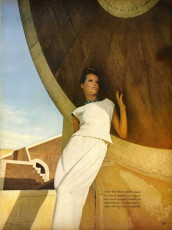 Veruschka by Henry Clarke / Vogue USA (1964.12)